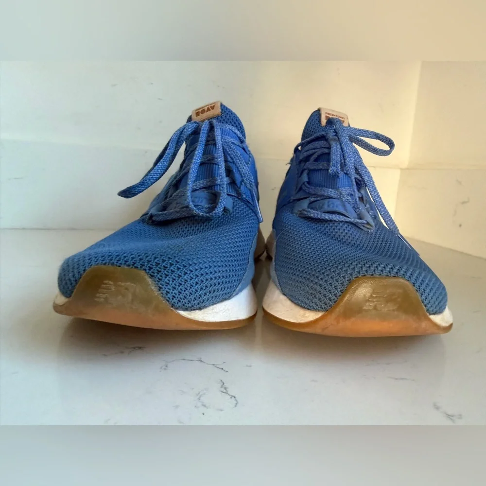 New Balance- Fresh Foam Roav‎ Women's Running Shoes Blue Leopard Print